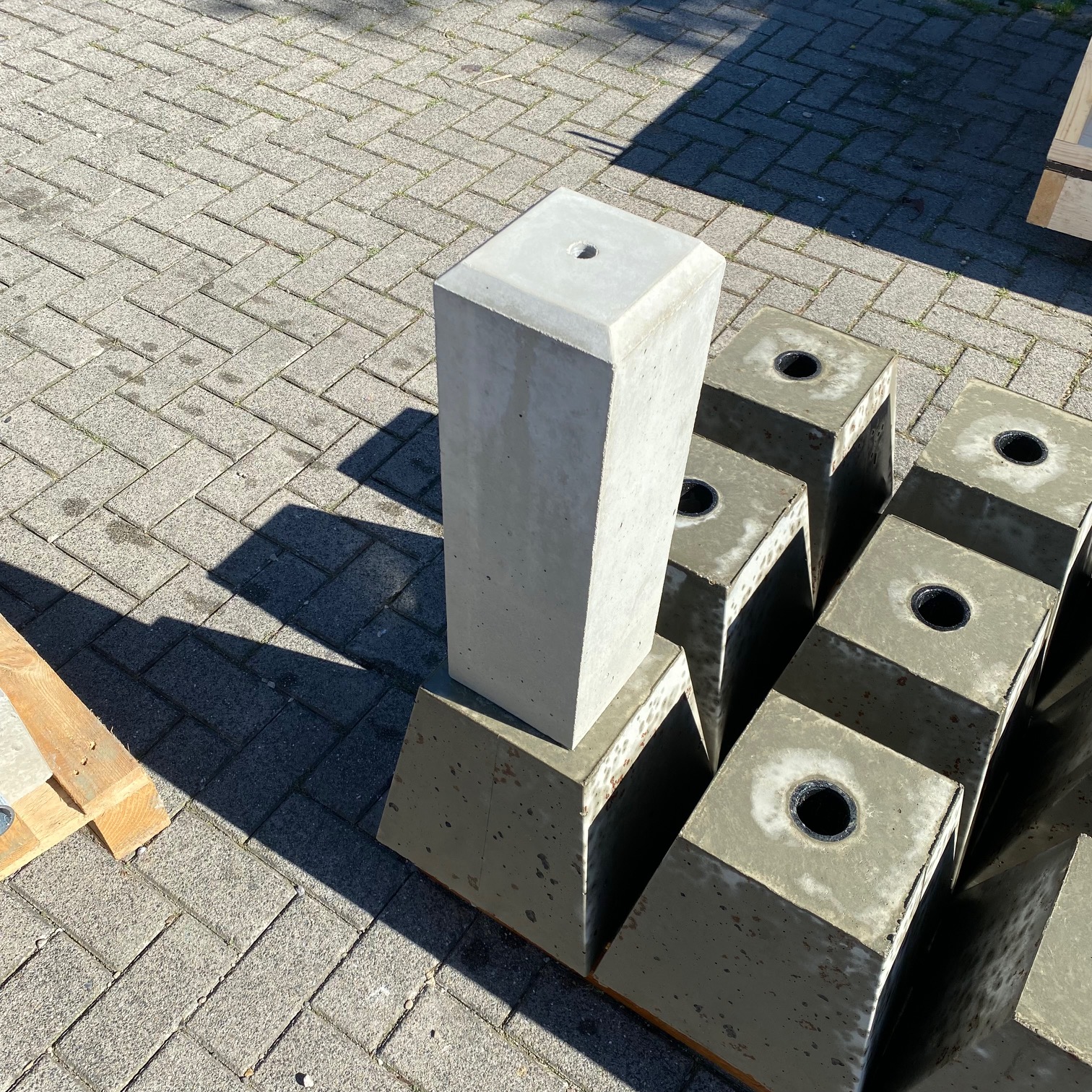 Schijnwerperpaal Grijs 15x15x50