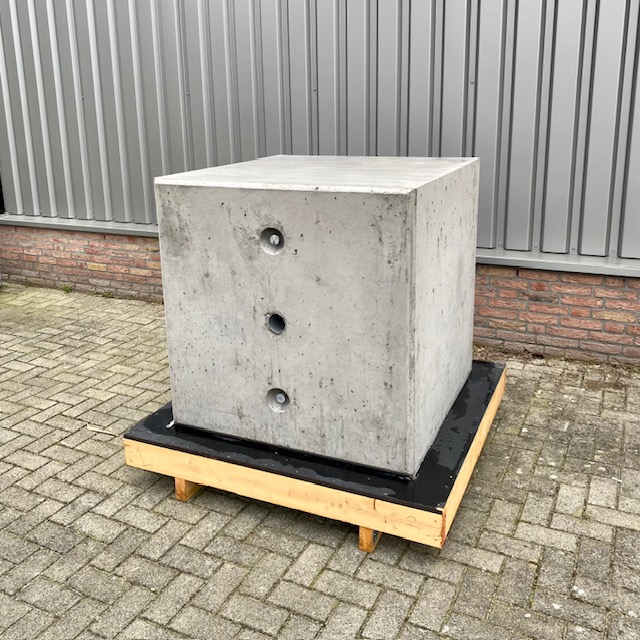 Betonblok 1000x1000x1000mm 2.4T